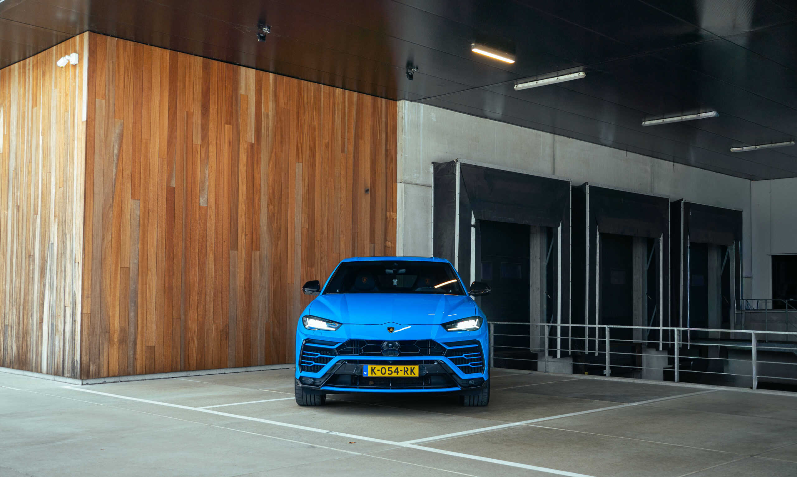 Lamborghini Urus captured by VicVisions, photographer and videographer from Belgium